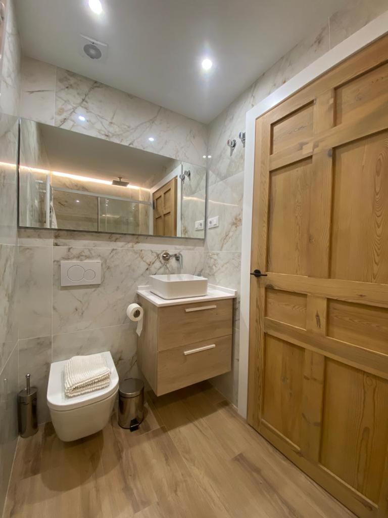 Apartamento Deluxe Casco Viejo Bilbau Exterior foto
